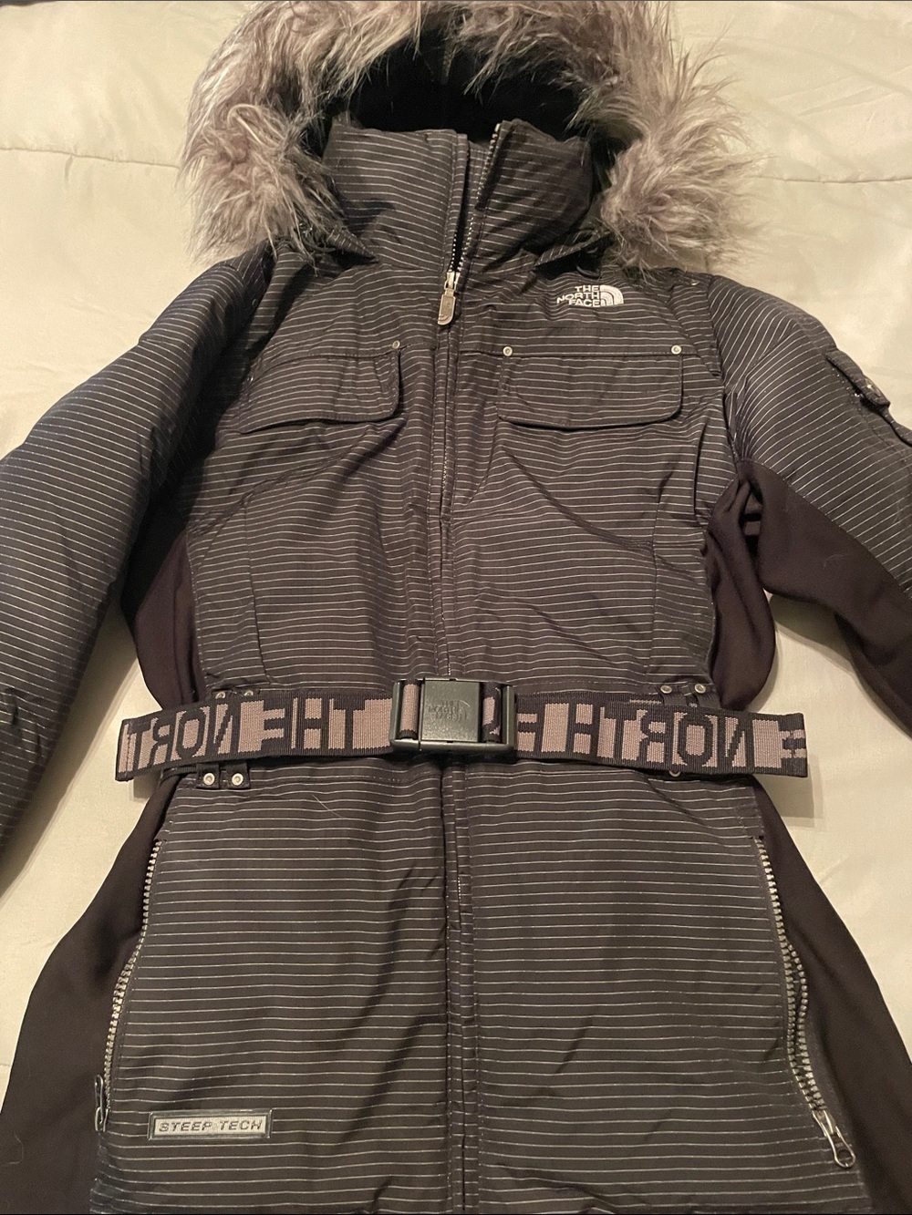 The North Face Girls' Dark Gray Striped Hooded Puffer Parka with Faux-Fur Trim